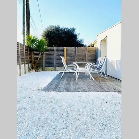 펜션 Maison Avec Jardin, 2 Km De La Cotiniere. *