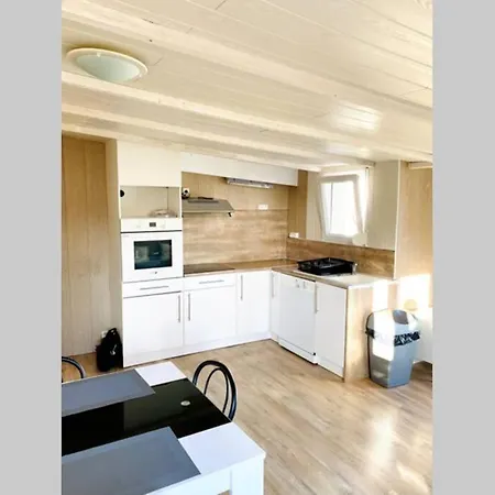 Maison Avec Jardin, 2 Km De La Cotiniere. 펜션 *